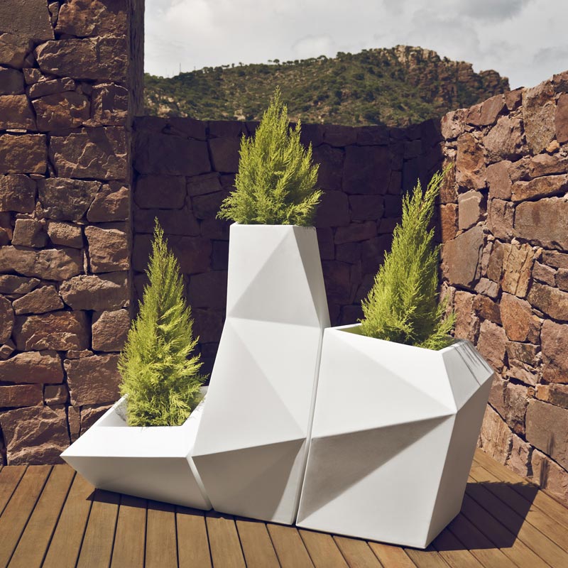 Maceteros Rfa FAZ MACETEROS XL 61x68x159 by Ramón Esteve | Vondom Products