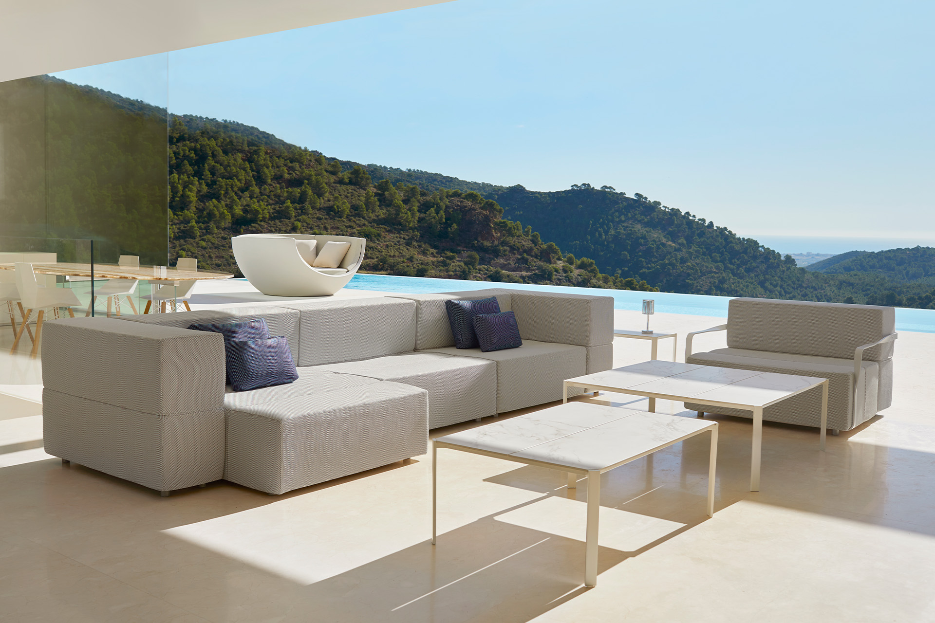 Tablet lounge fotelj - Vondom Blazine