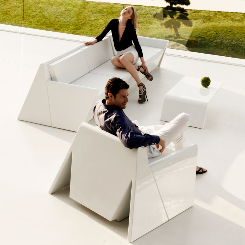 REST/exclusive-outdoor-furniture-sofa-loungechair-table-rest-a-cero-vondom_1_.jpg