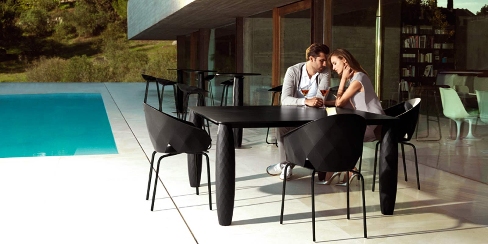 VASES/outdoor-furniture-dinigtable-chair-vases-jmferrero-estudihac-vondom_3_.jpg