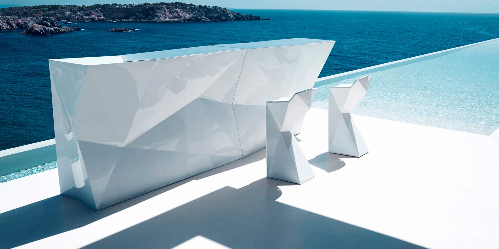 VERTEX/exclusive-outdoor-design-furniture-bar-stool-vertex-karimrashid-vondom_1_.jpg