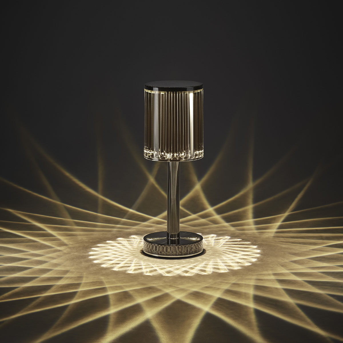 gatsby cylinder table lamp