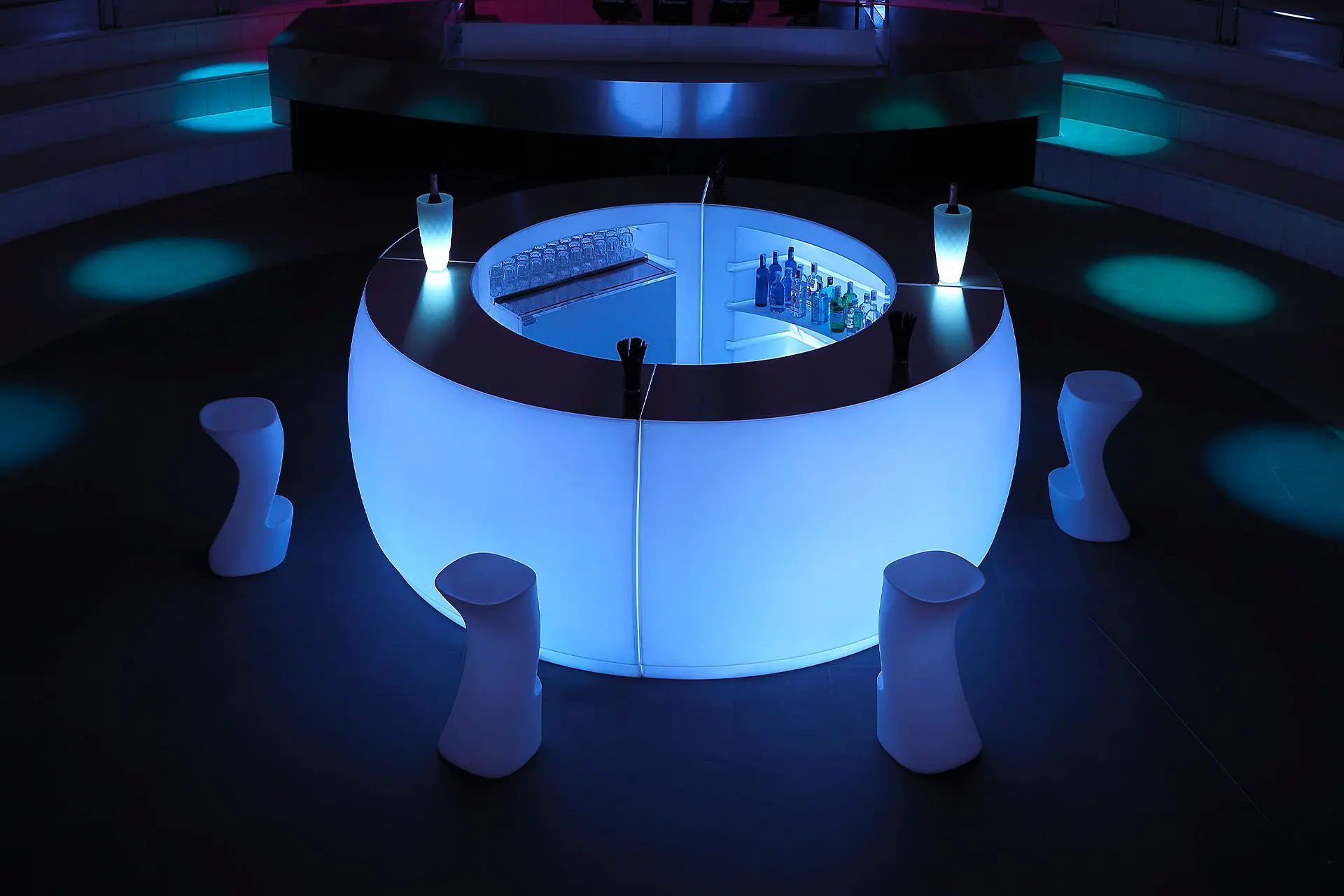 Fiesta bar by Archirivolto Design Vondom