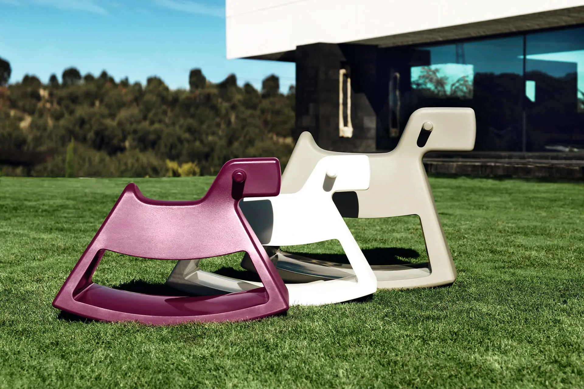 Rosinante design by Eero Aarnio Vondom