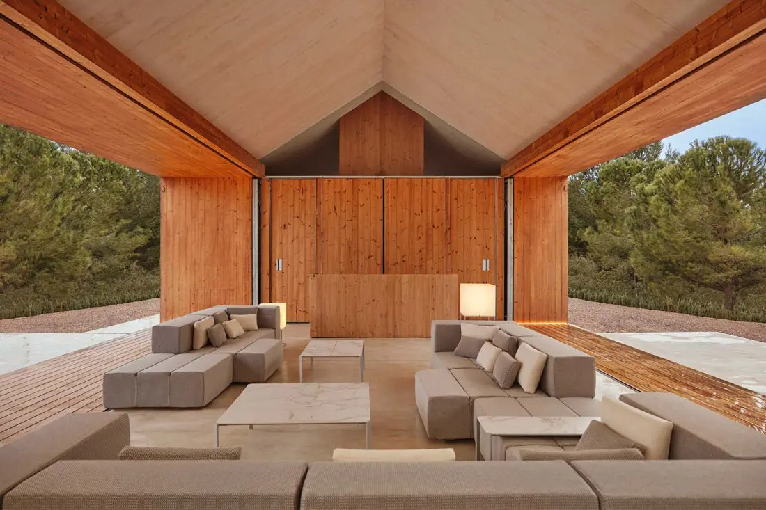 Modern Outdoor Sofa Tablet Collection