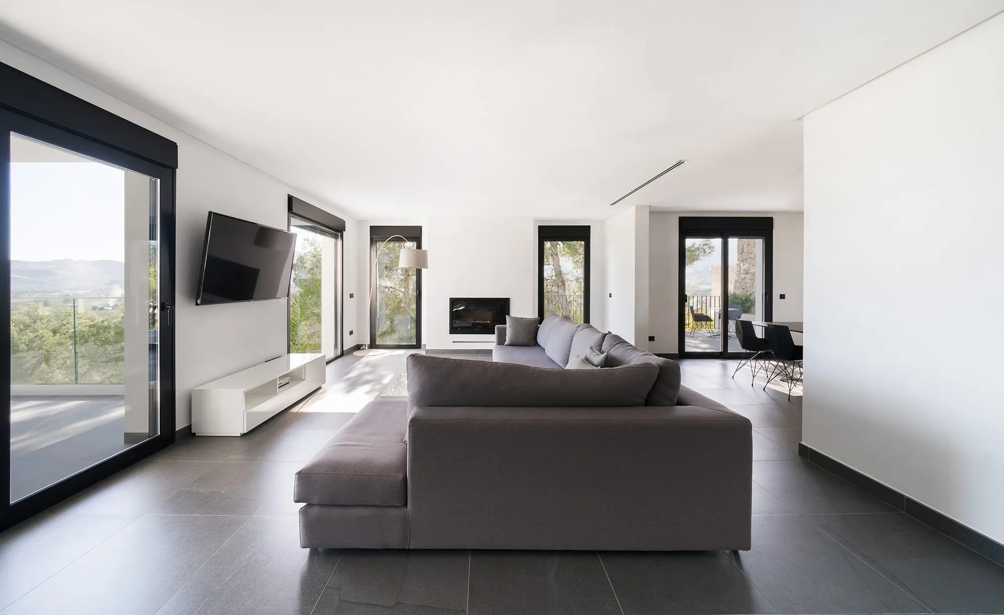 Mostalla House | Minimalist Outdoor Furniture | Vondom