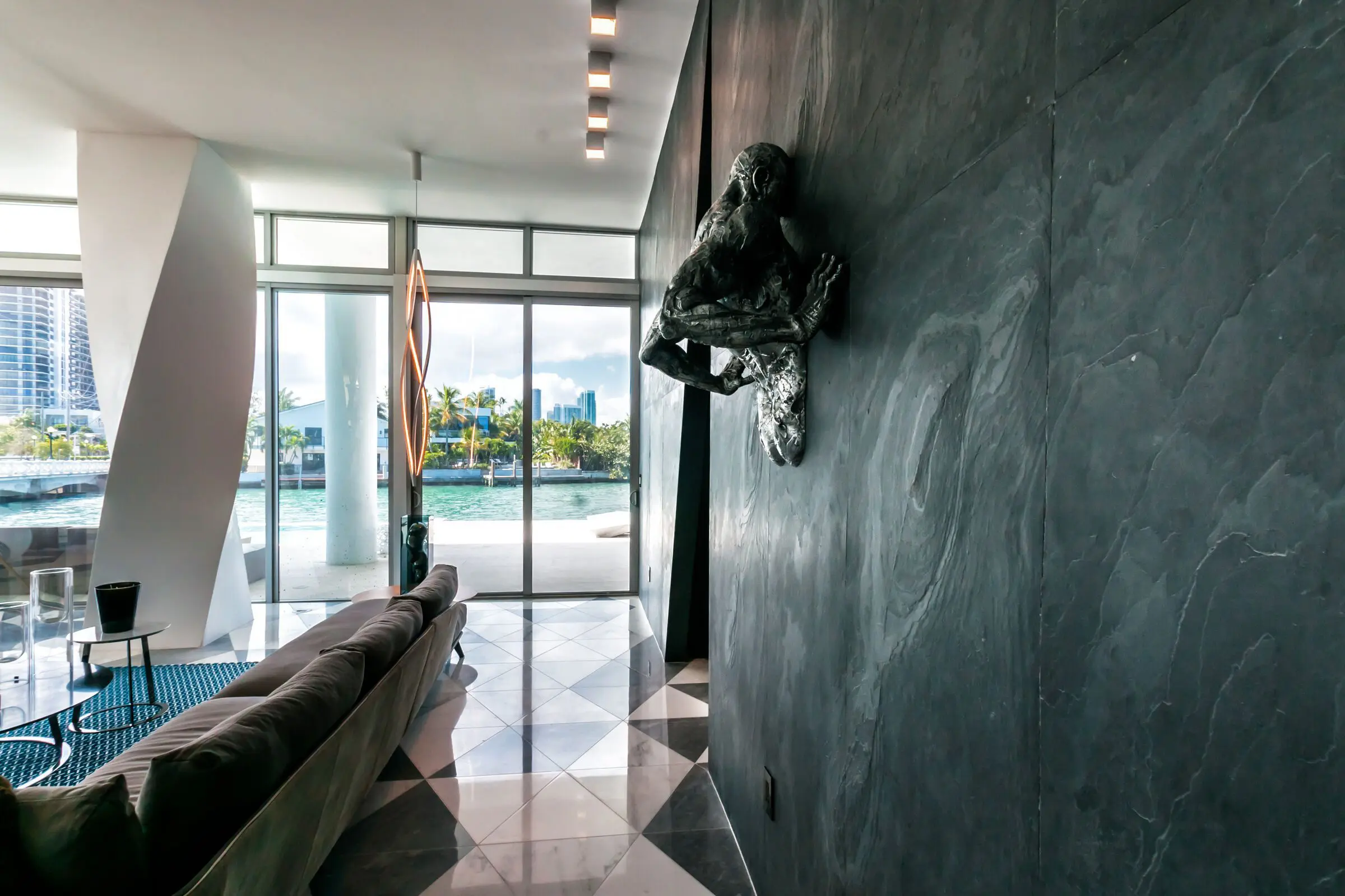 Terrace furniture for a private house in Miami by Vondom