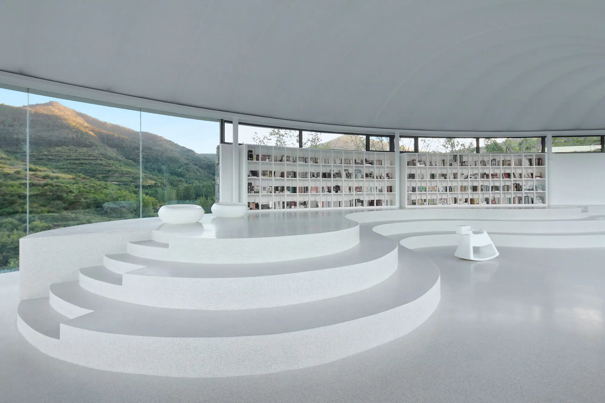 Modern studio furniture Rosinante and Noma by Vondom