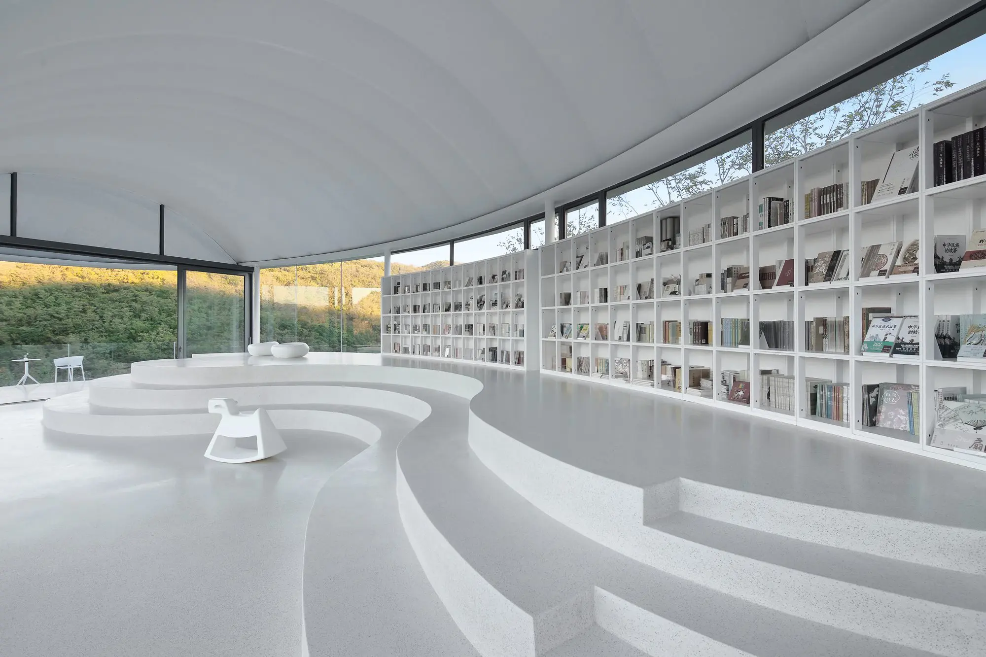 Modern studio furniture Rosinante and Noma by Vondom