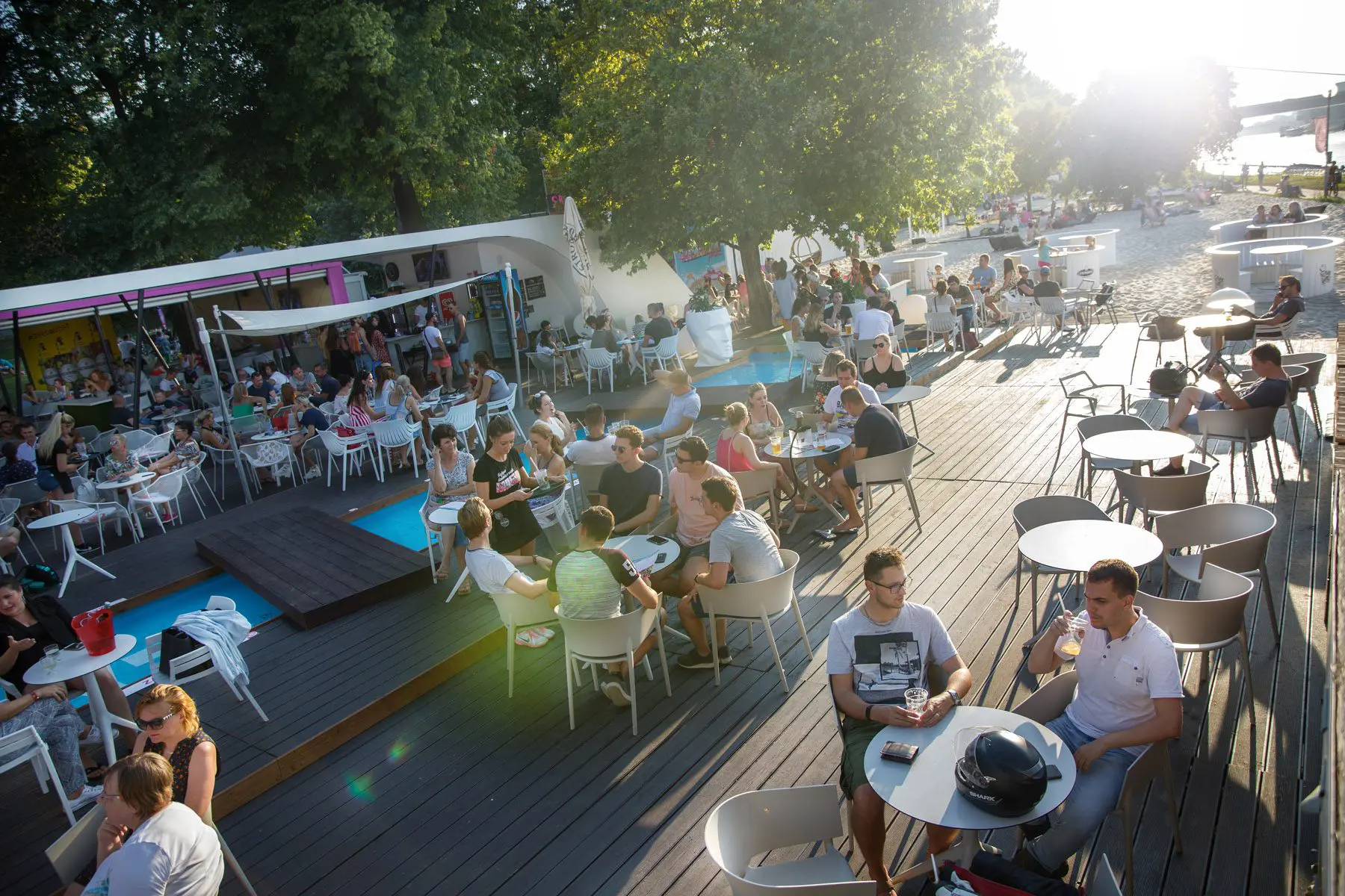 Magio Beach Club Furniture Project | Vondom