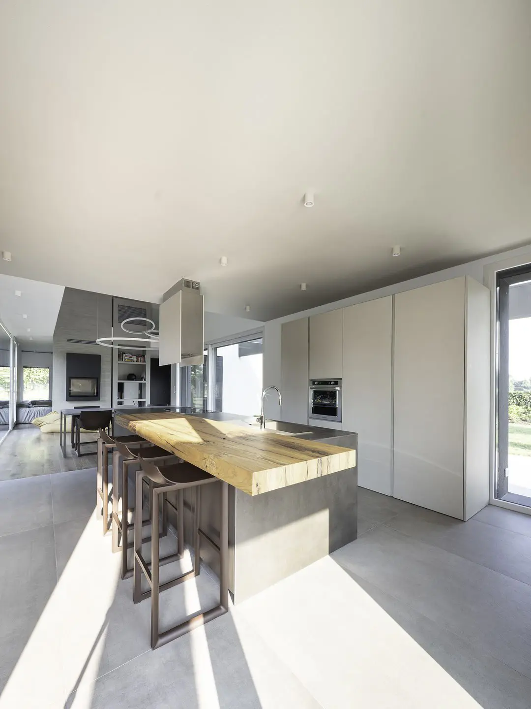 Residential furniture Wall-Street stools by Vondom