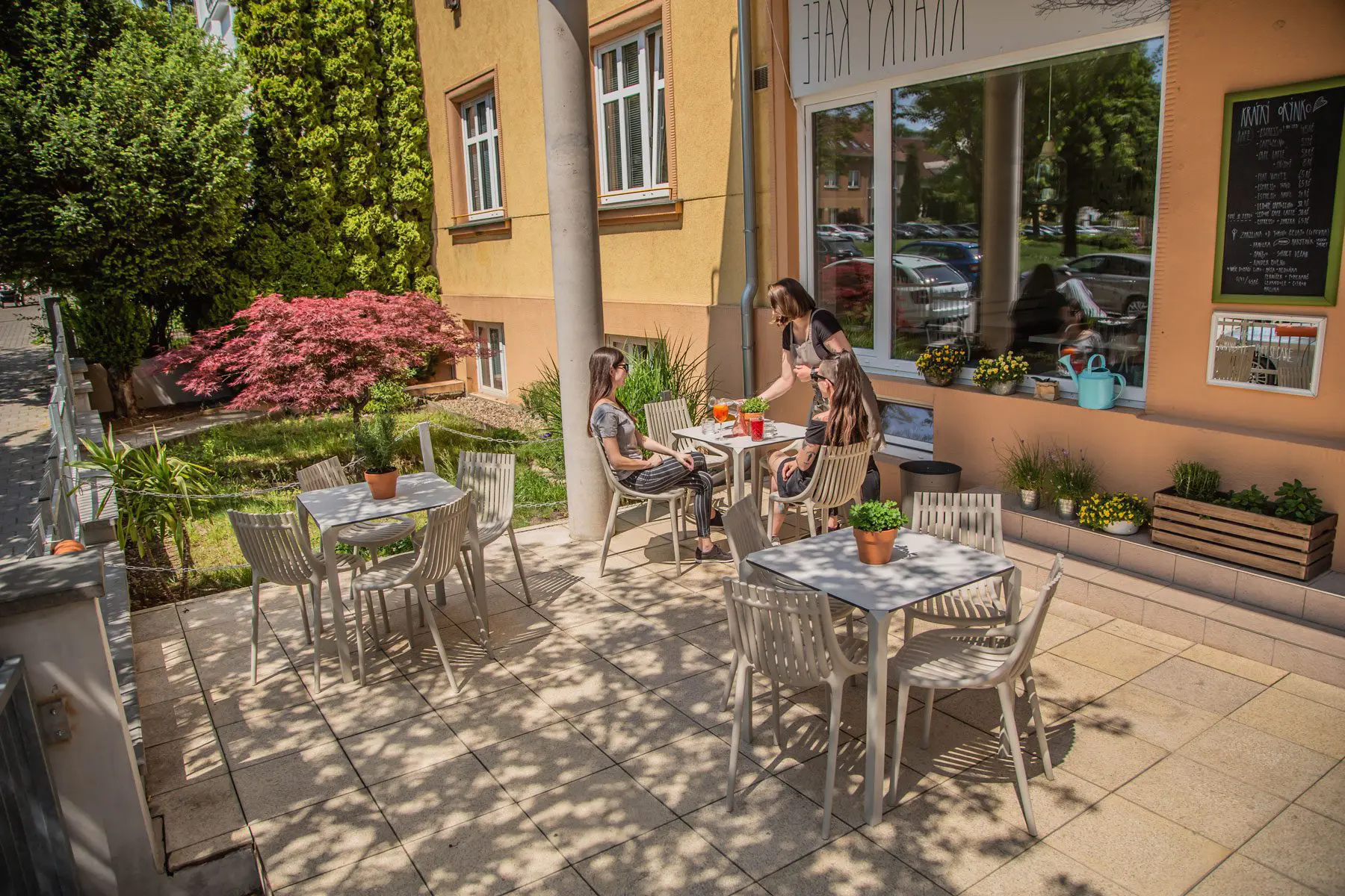 Krátky Kafe Project | Terrace Furniture | Vondom