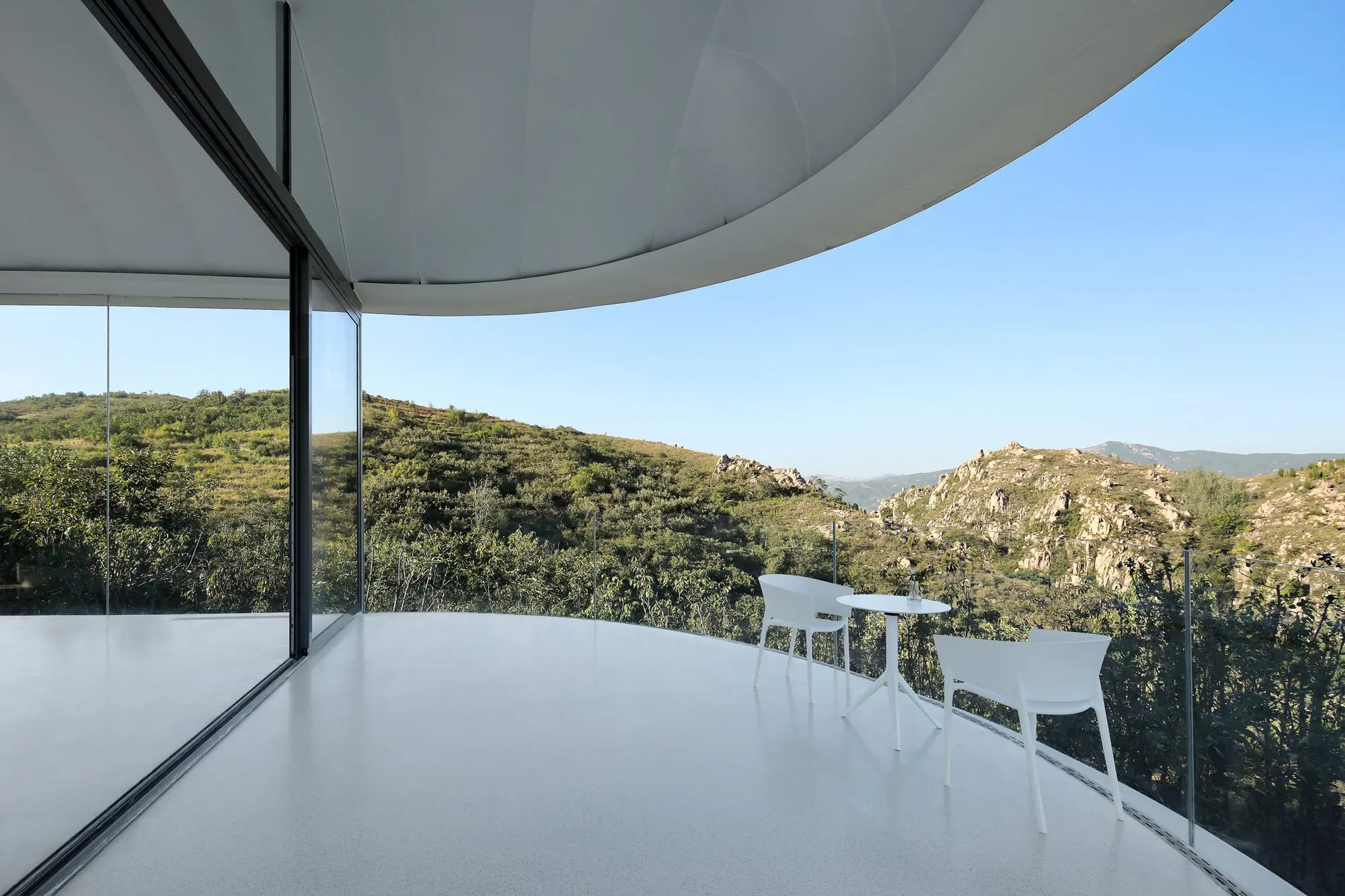 Modern studio furniture Africa armchairs and Mari-sol tables by Vondom