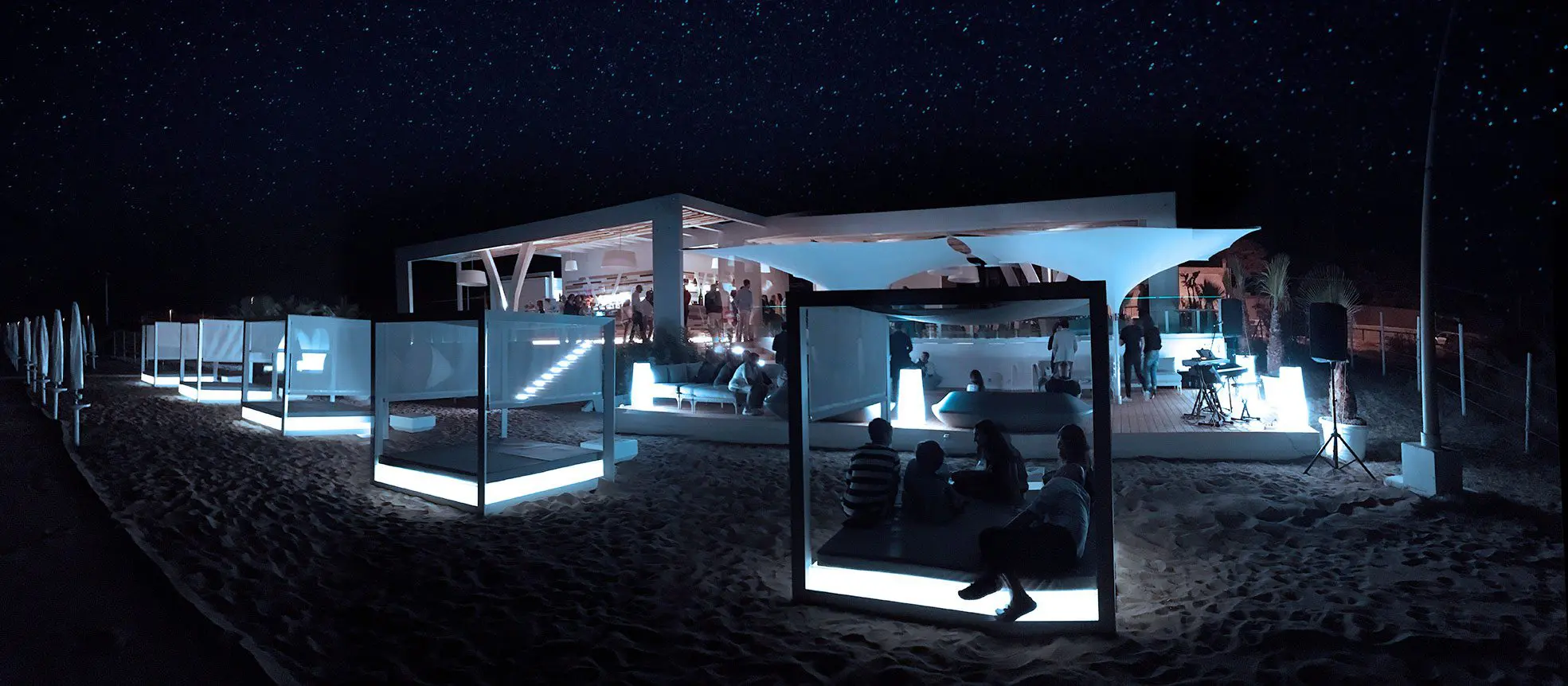 Tayga Beach Club Furniture Project | Vondom