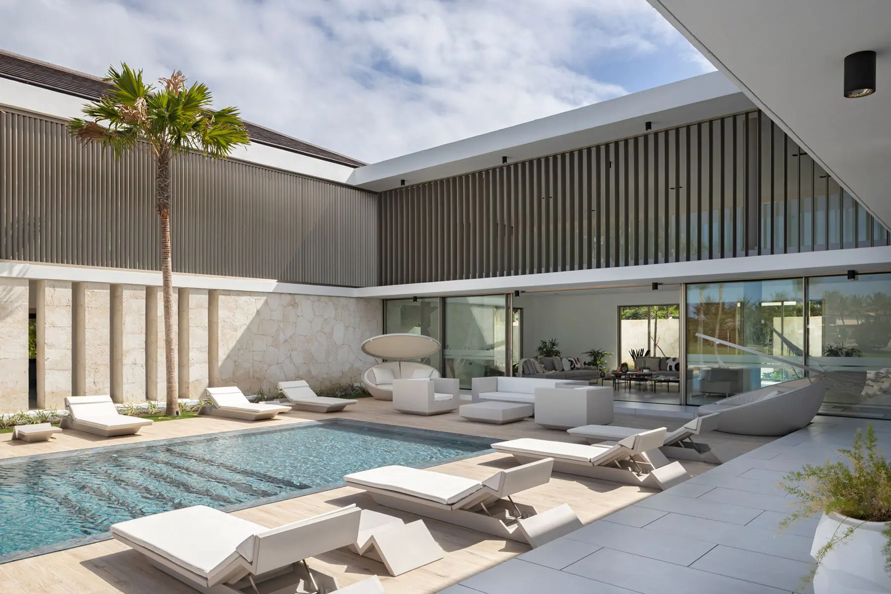 House furniture Rest sun loungers and Vela sofa set by Vondom