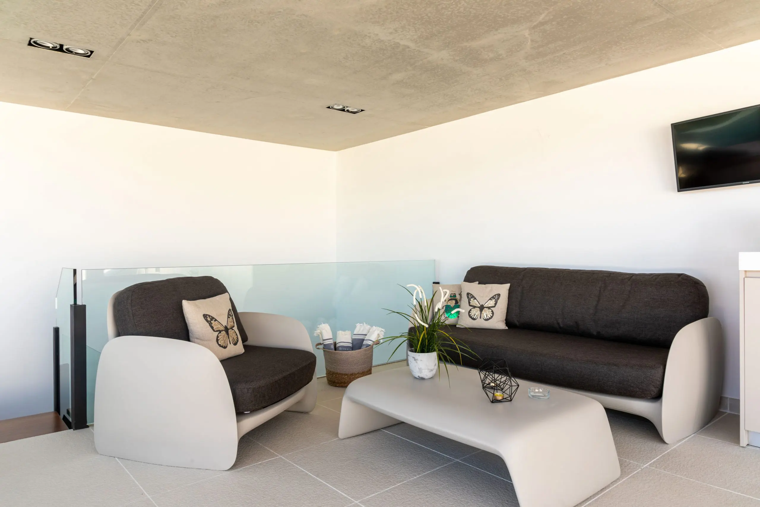 Luxury furniture Pezzettina sofa by Vondom