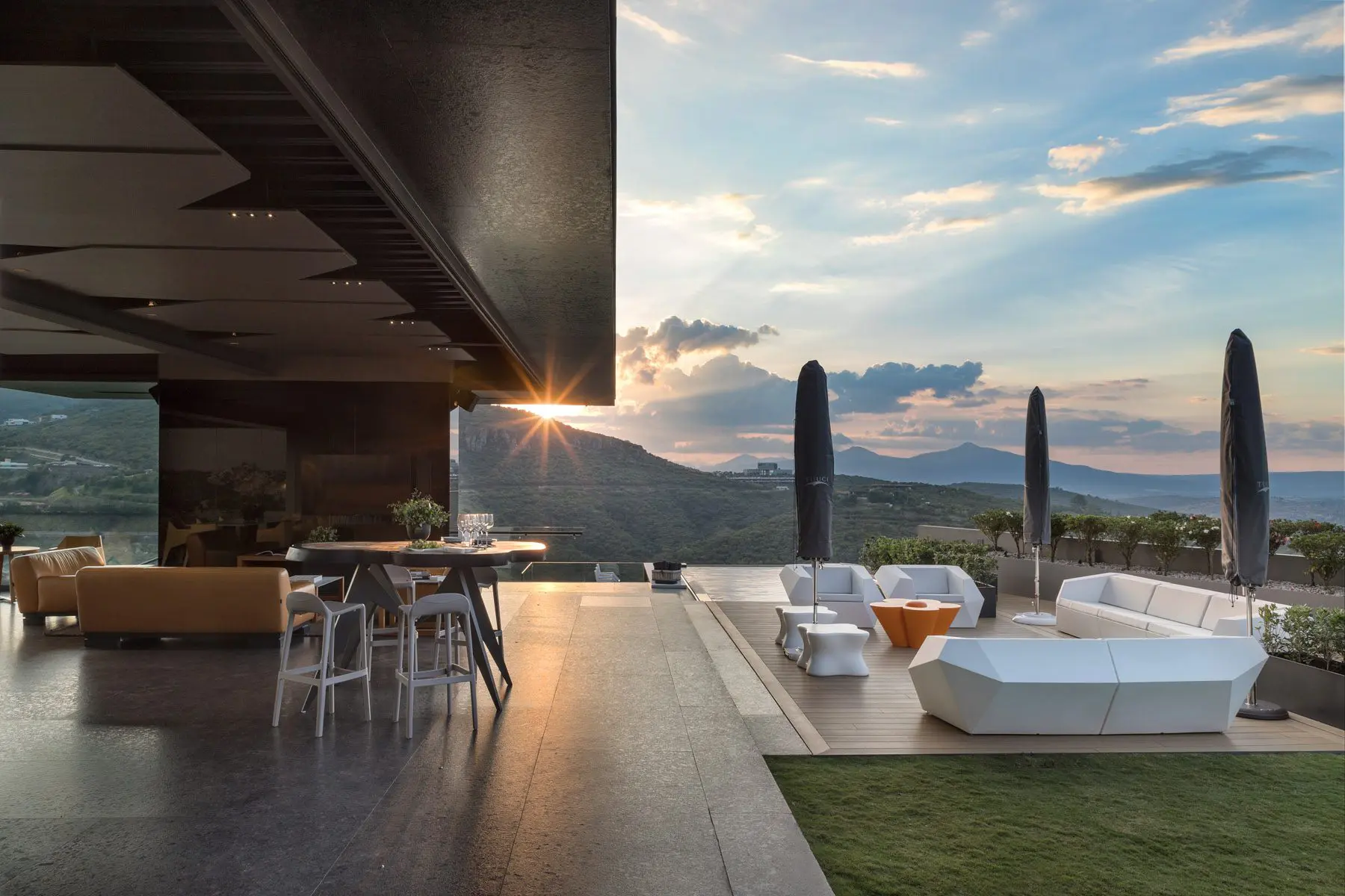 Casa La Roca Project | Design Collections | Vondom