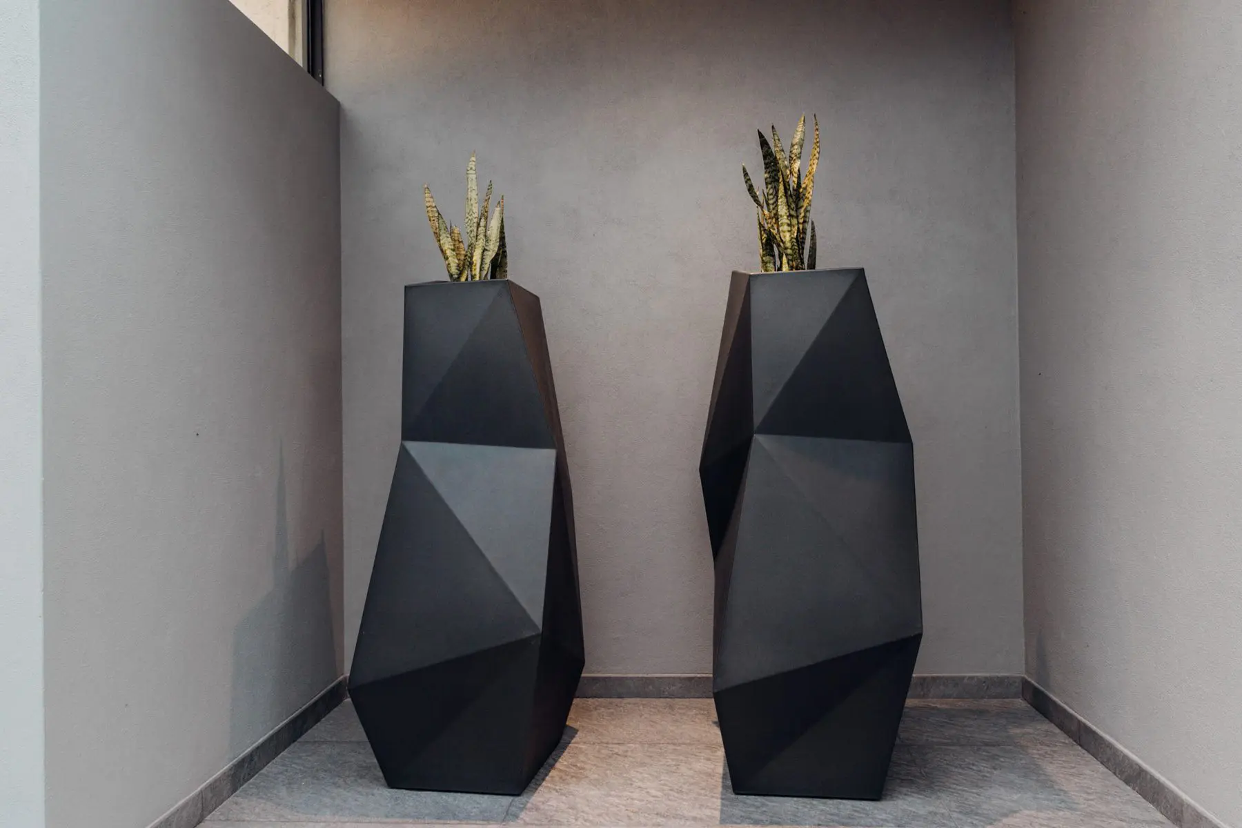 Palomar House Project | Furniture and Flower Pots | Vondom