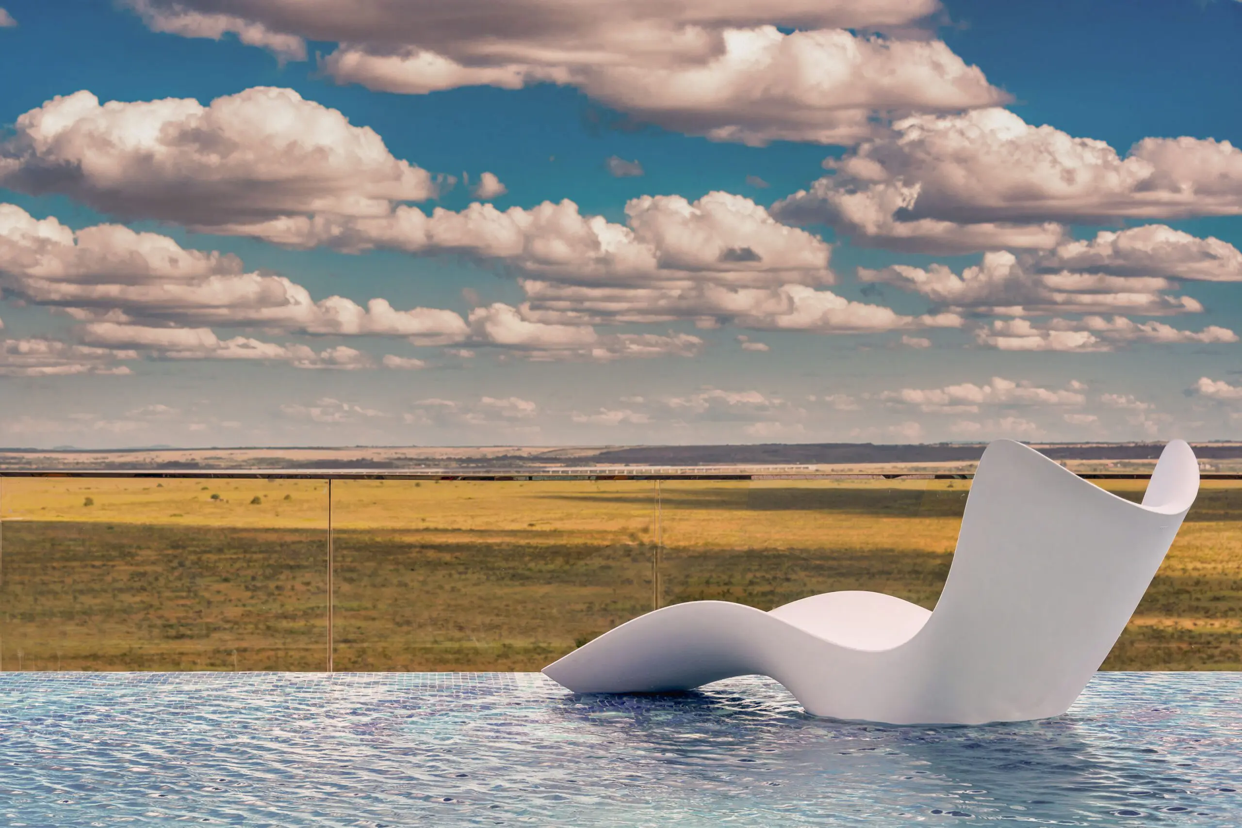 Emera Ole Sereni Hotel