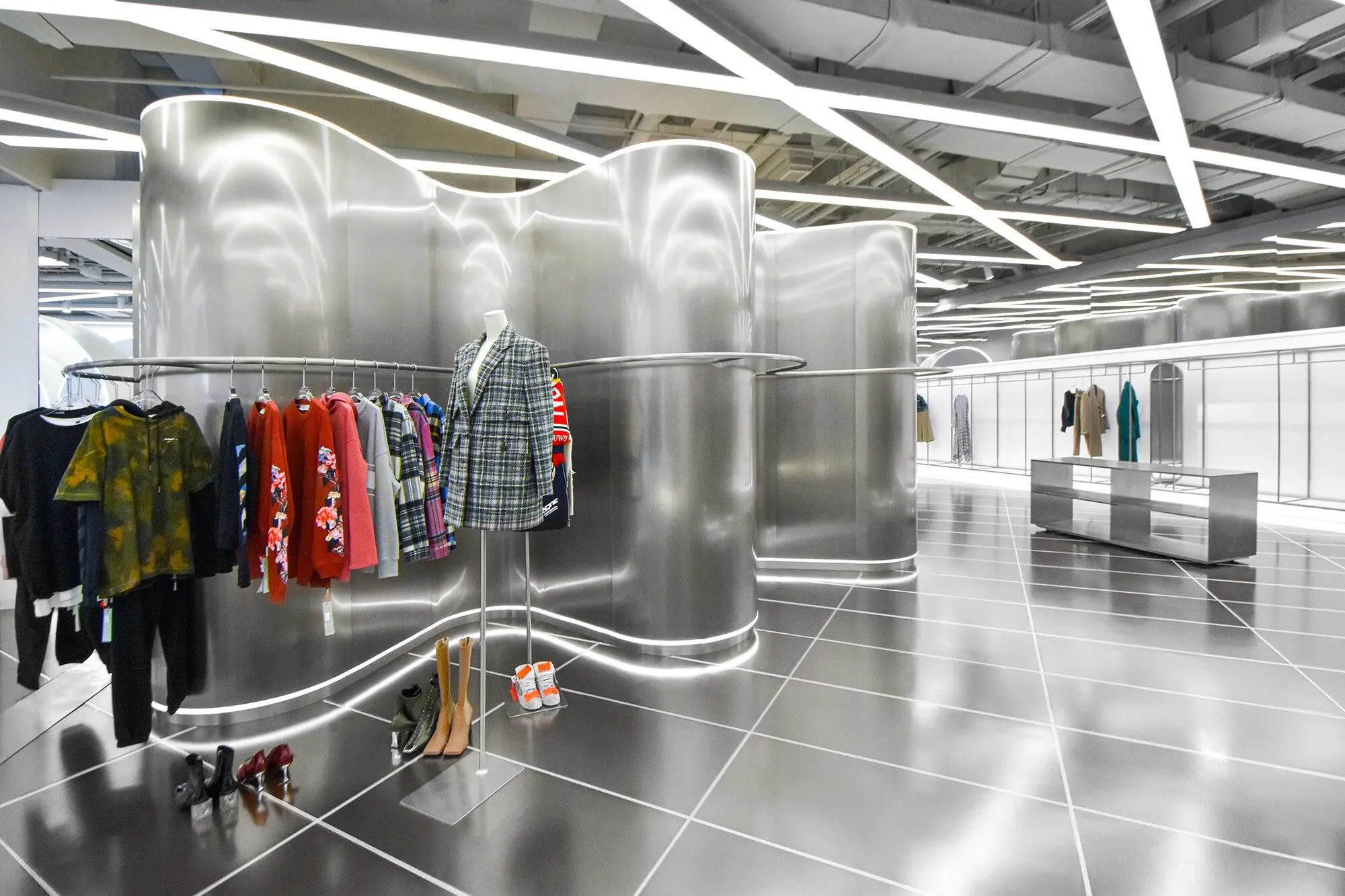 Vondom's store furniture Africa chairs