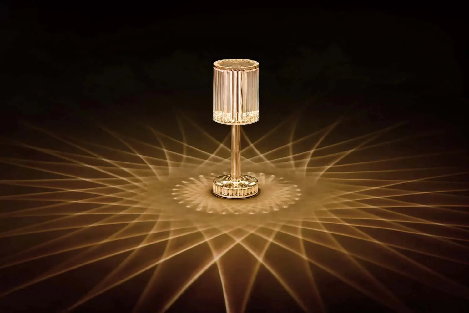 Decorate and illuminate your interior design | Vondom