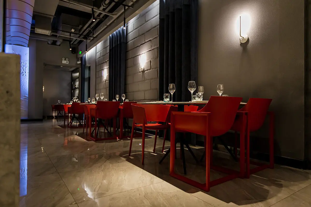 Shark Project | Contract Restaurant Furniture | Vondom