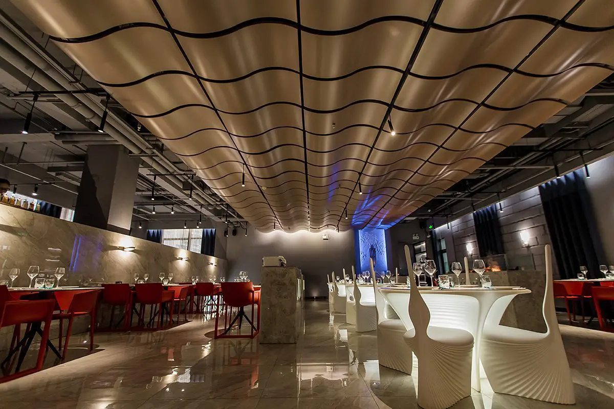 Shark Project | Contract Restaurant Furniture | Vondom