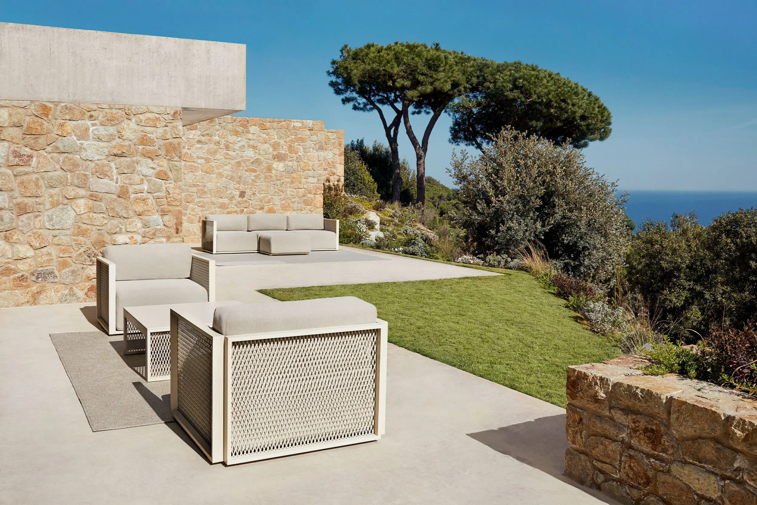 The Factory Collection | Aluminium Furniture | Vondom