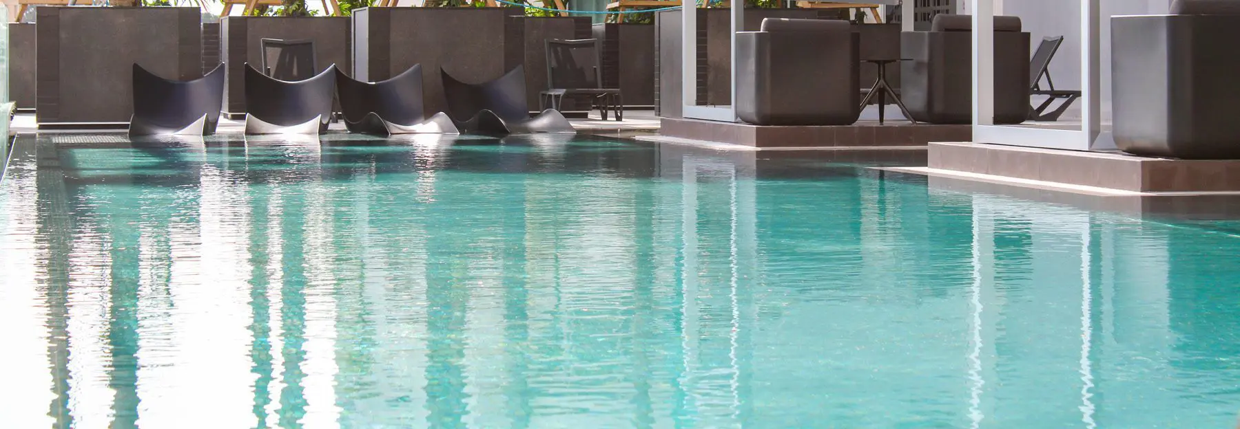 vondom-mobiliario-exterior-nuovo-by-armani (10)