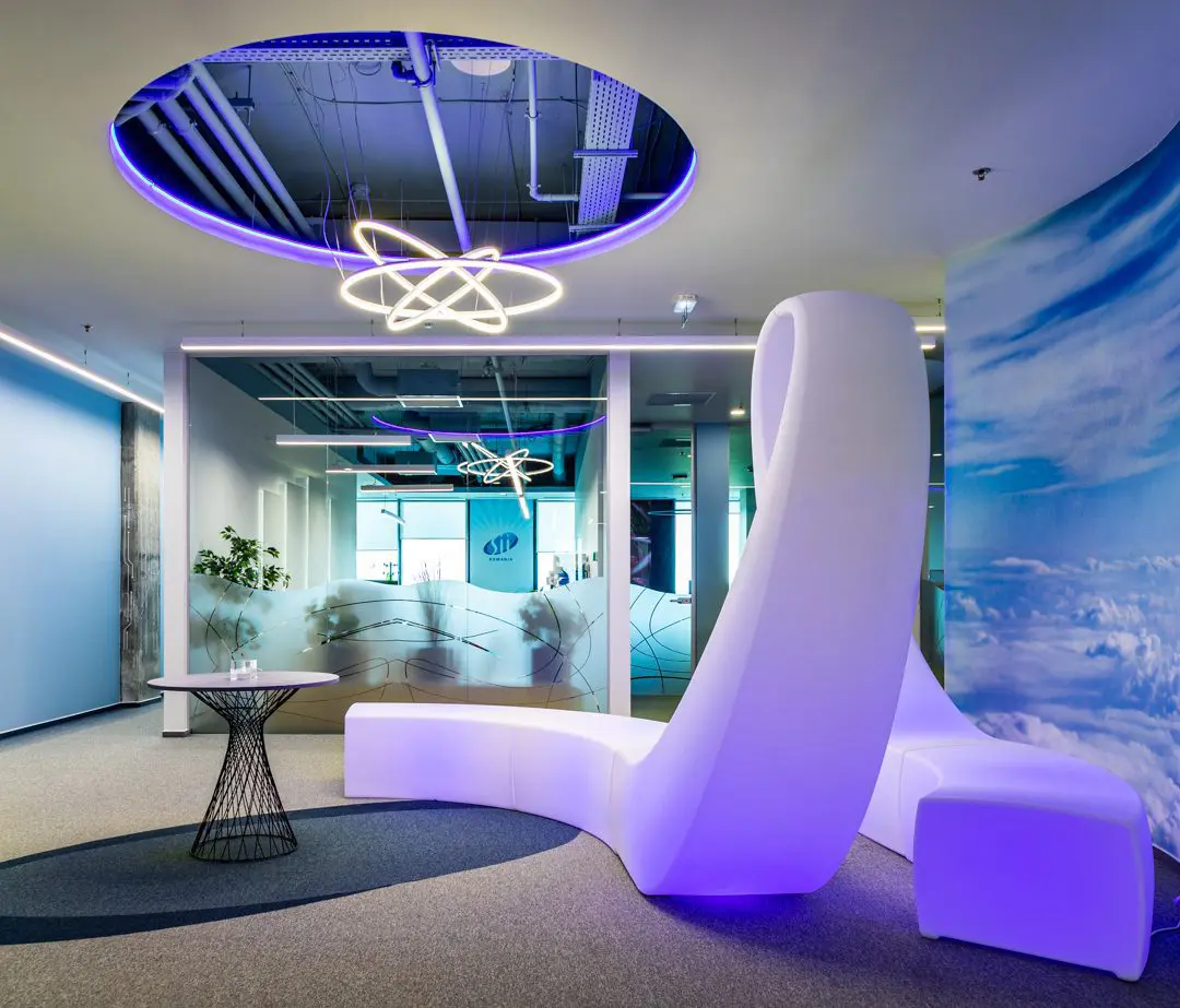 vondom-modern-furniture-and-fabio-novembre-sii-romania