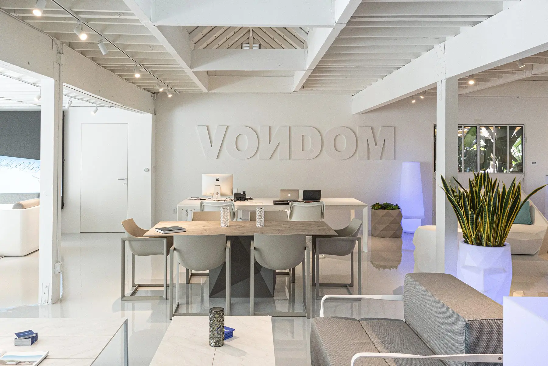 vondom-los-angeles-mobiliario-in-out (9)