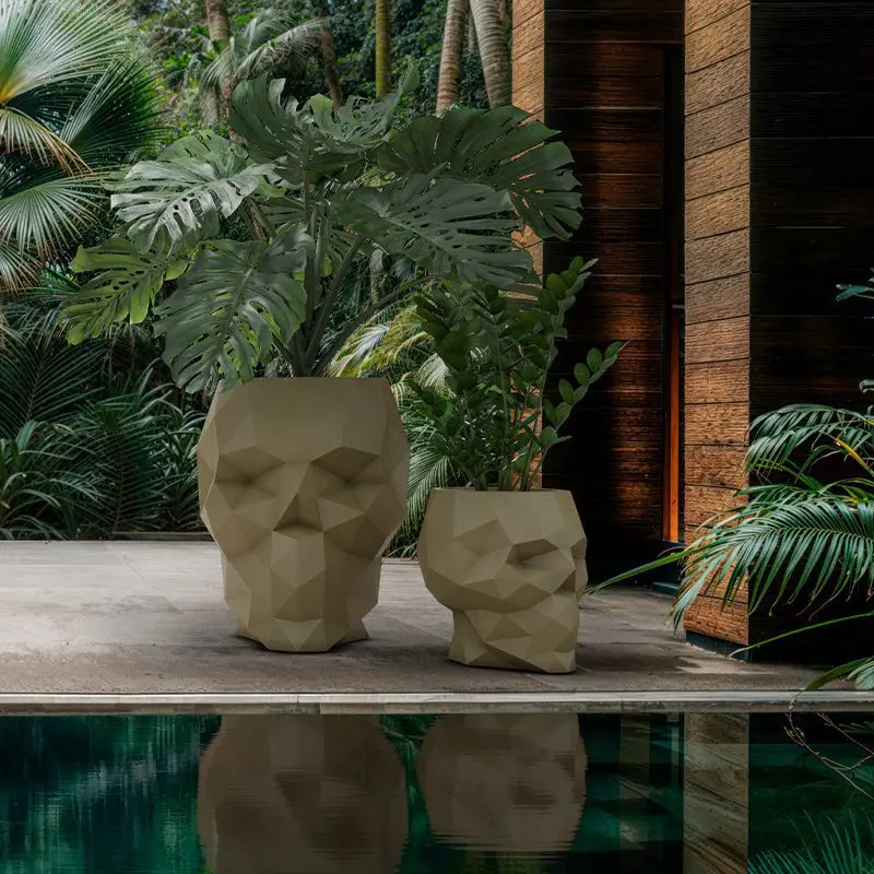 Vondom Skull, colección de muebles de exterior by Studio Vondom