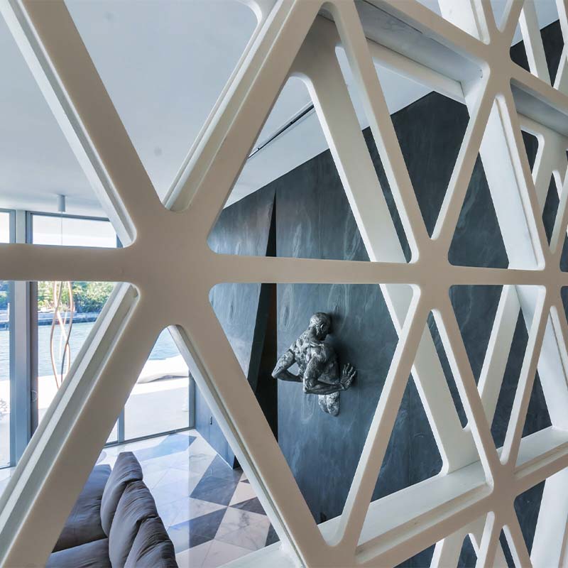 Terrace furniture for a private house in Miami by Vondom