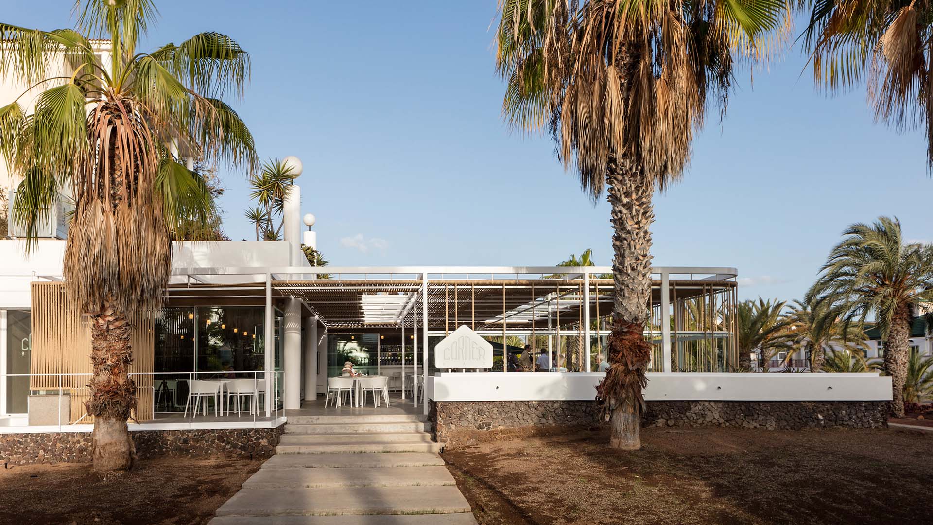 Contract bar furniture Africa armchairs and stools by Vondom