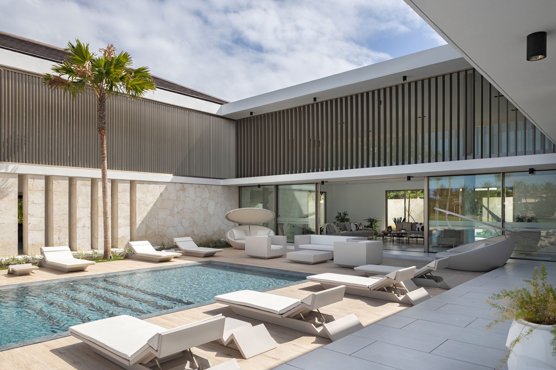 House furniture Rest sun loungers and Vela sofa set by Vondom