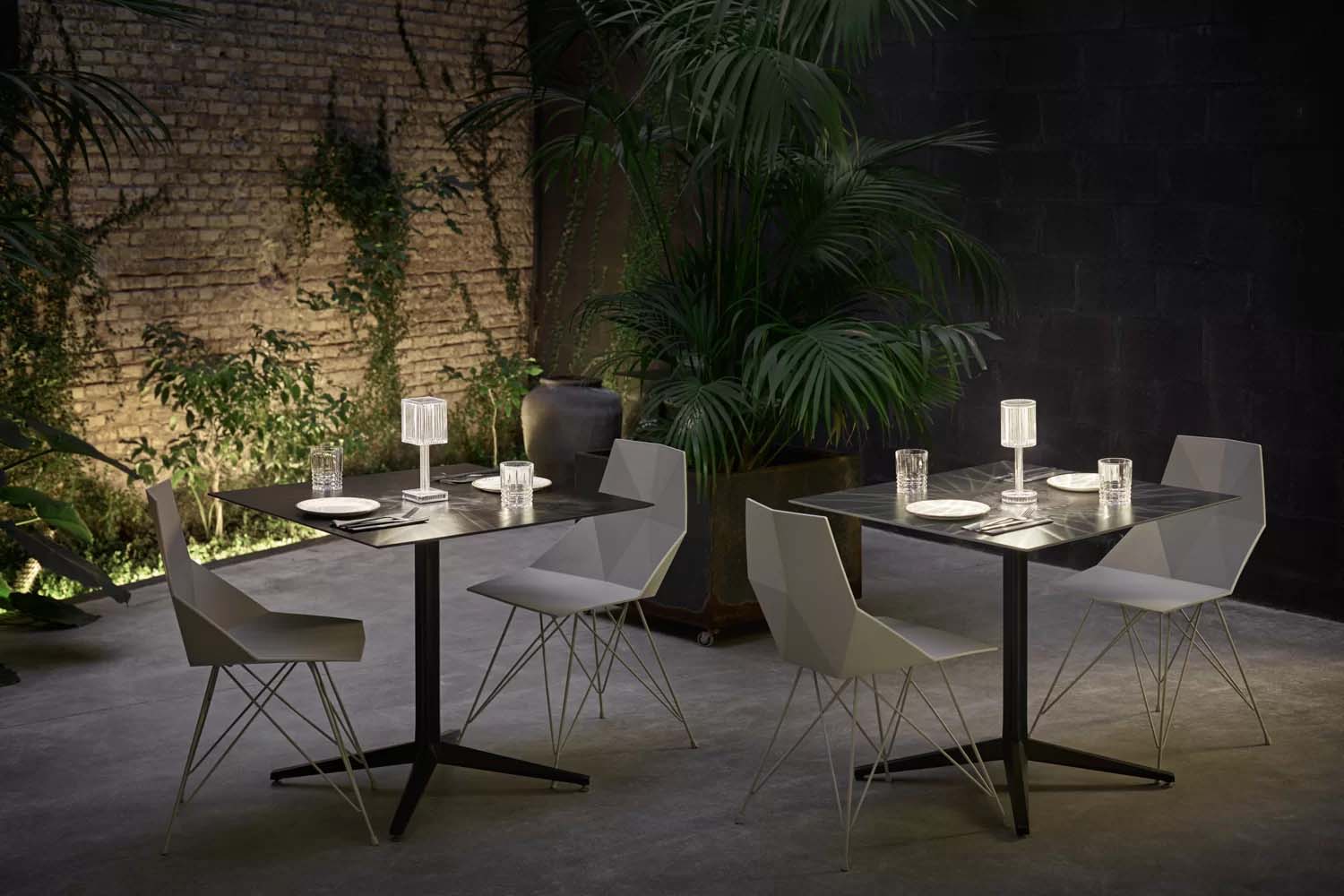Decorate and illuminate your interior design | Vondom