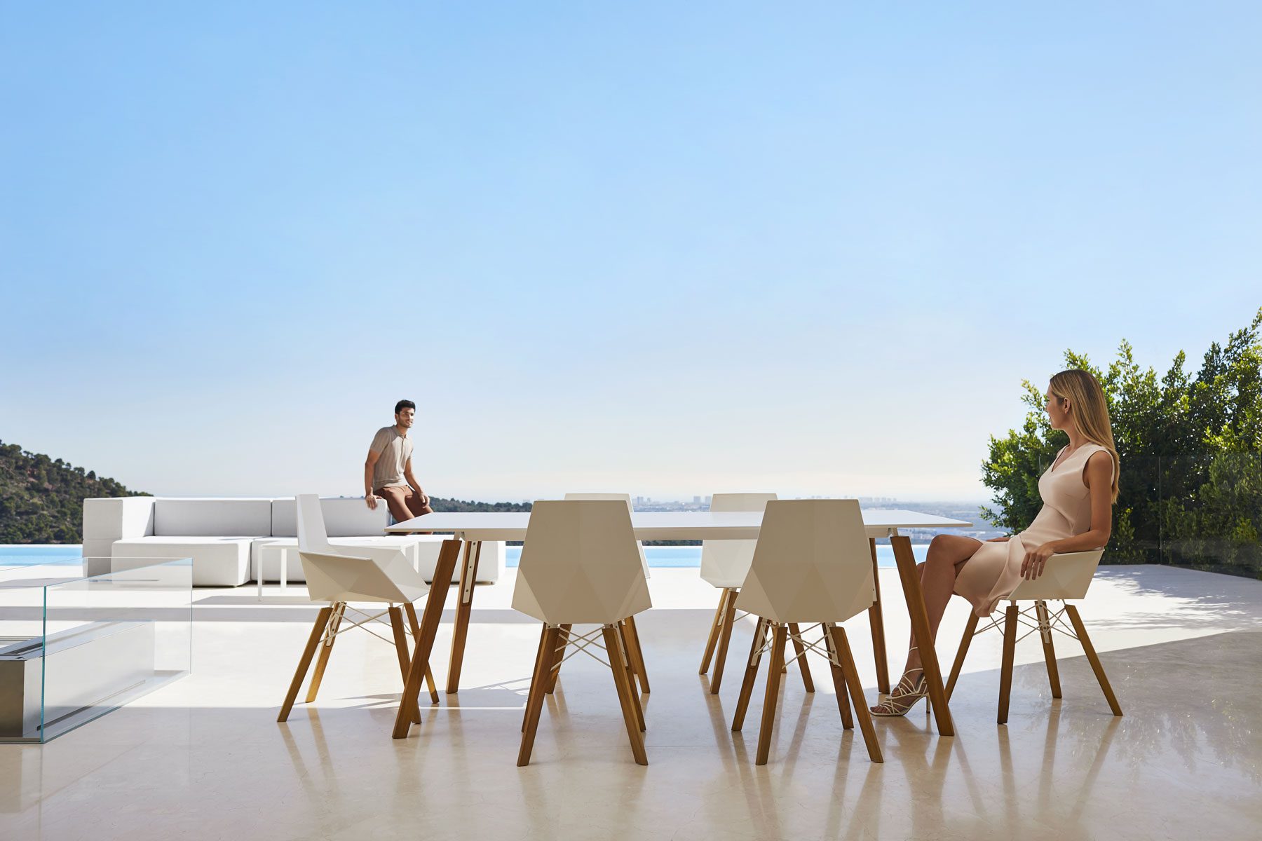 Vondom welcomes 2021