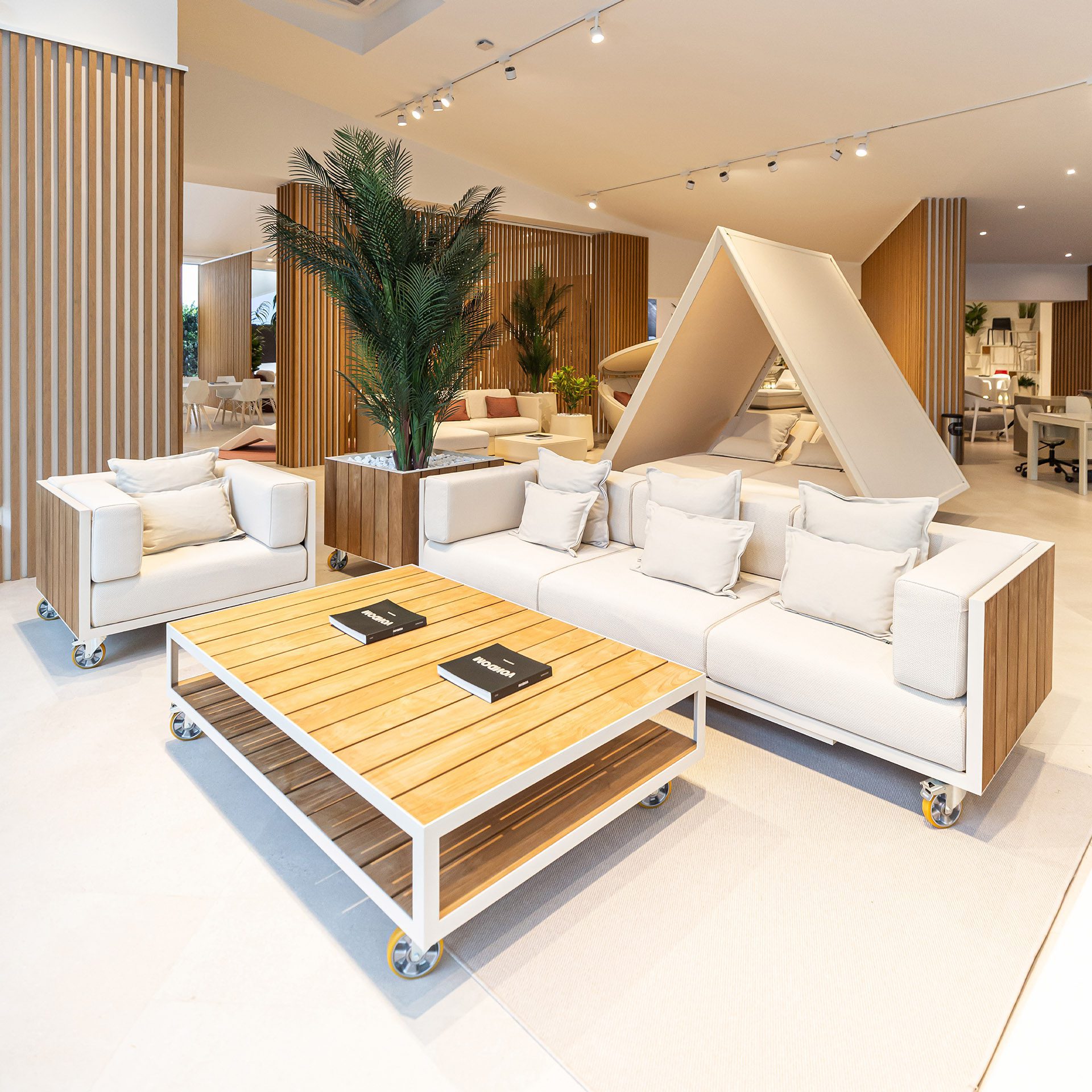 Vondom | Aluminium Colour Repair