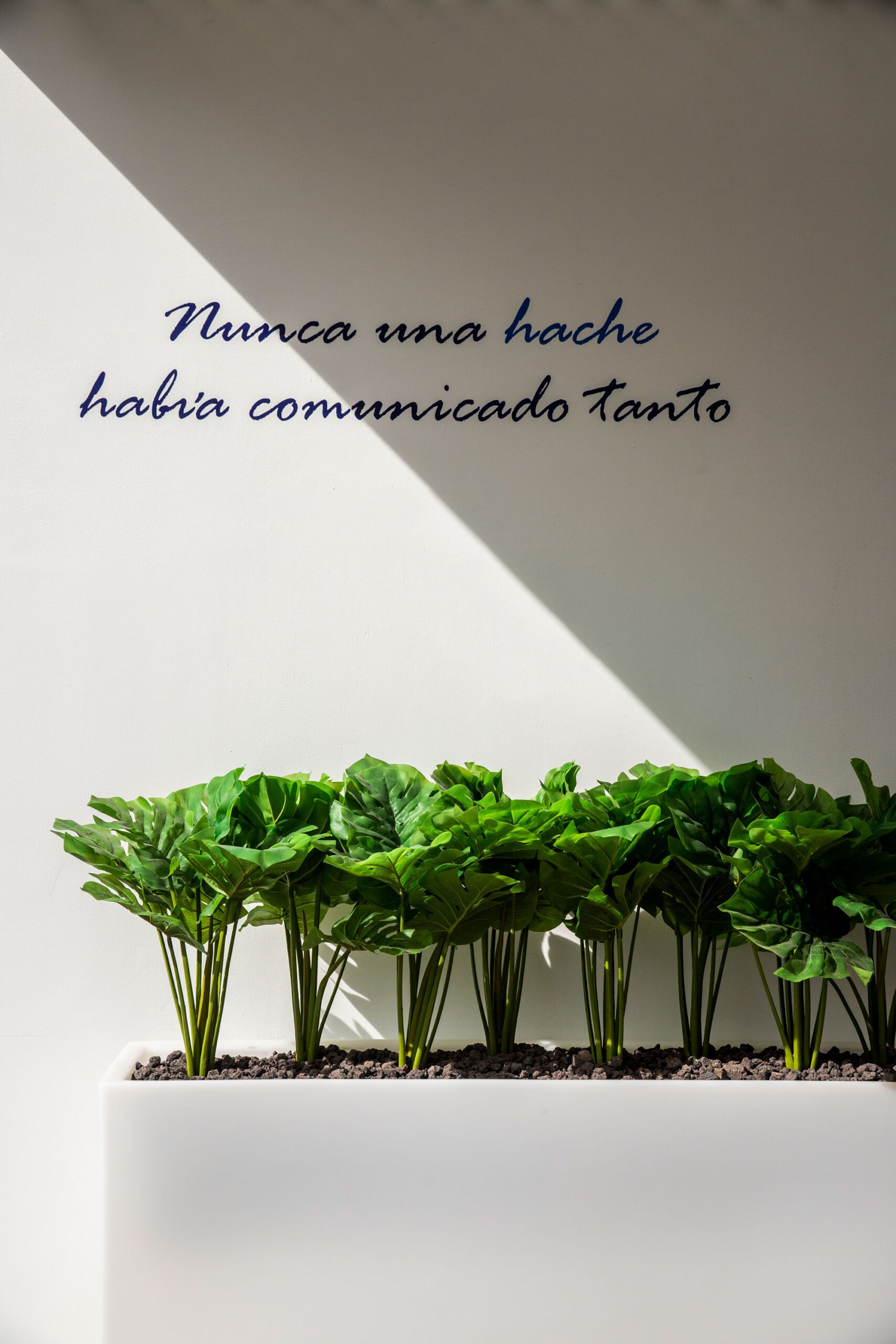 mobiliario-de-exterior-mobiliario-contract-maceteros-de-diseño-henneo