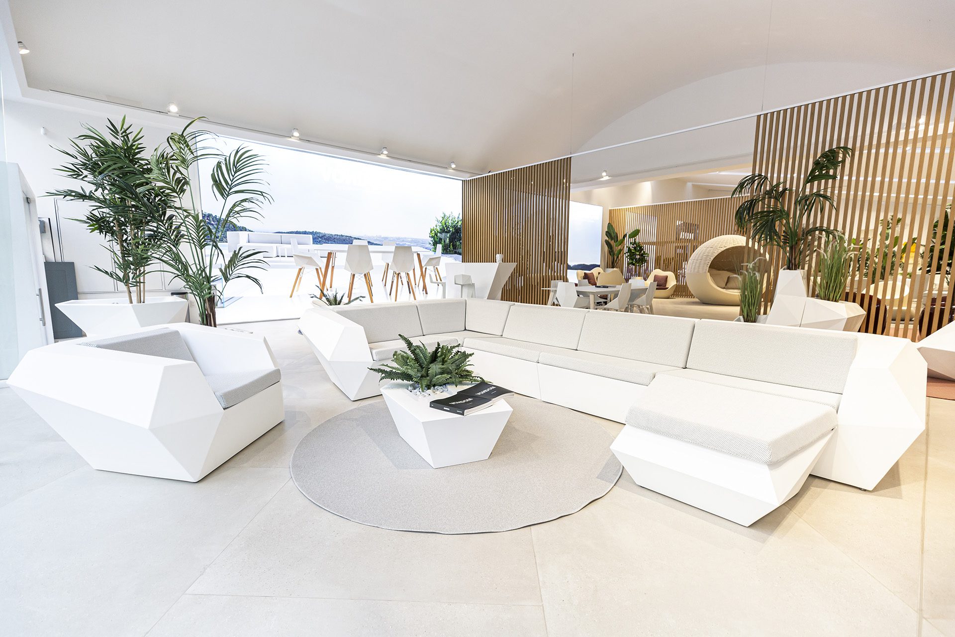 vondom-mexico-nuevo-showroom-mobiliario-de-exterior (2)