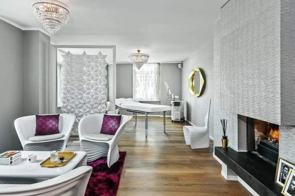 vondom-muebles-sofisticados-diseno-sillas-faz-biophilia-dermanence-clinica (4)