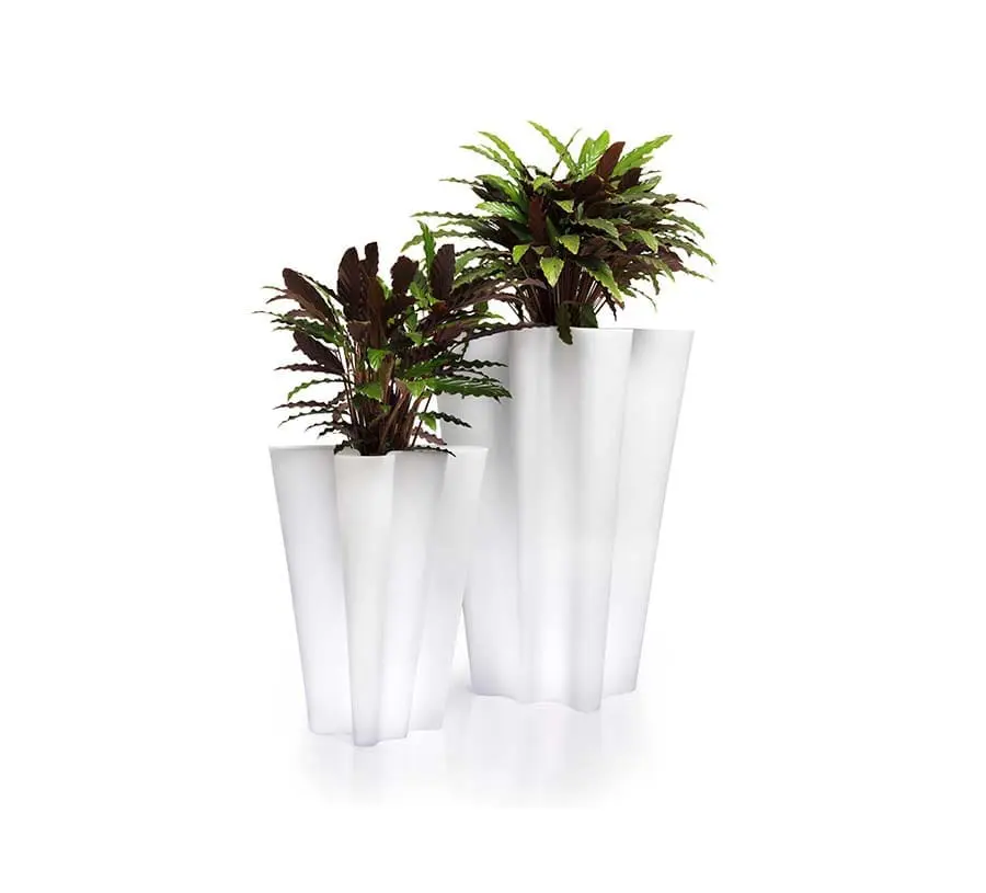 Bye-Bye outdoor planter by Harry Paul Vondom