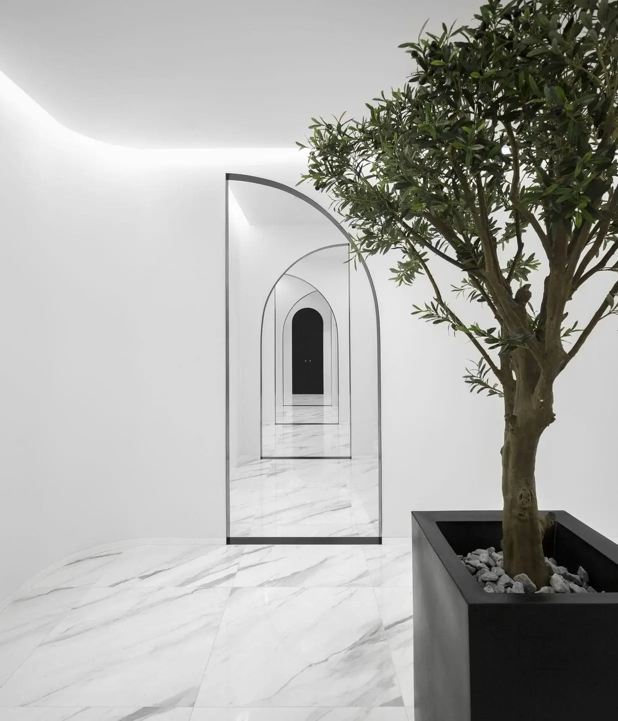 Studio Vondom design planters