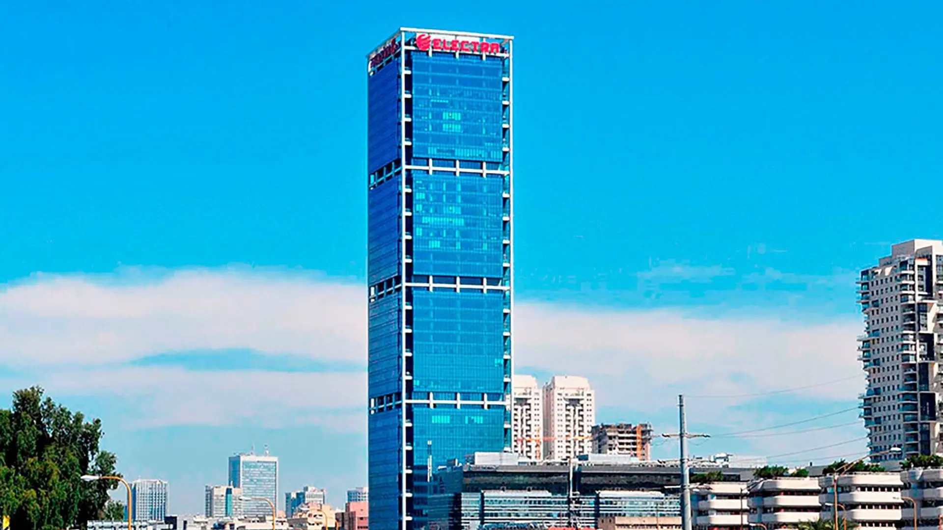 Vondom at Google’s Tel Aviv location