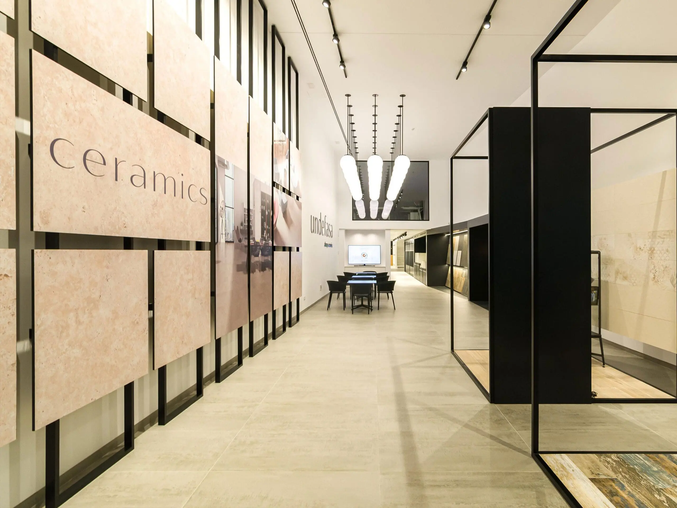 Showroom Undefasa | Contract Furniture | Vondom