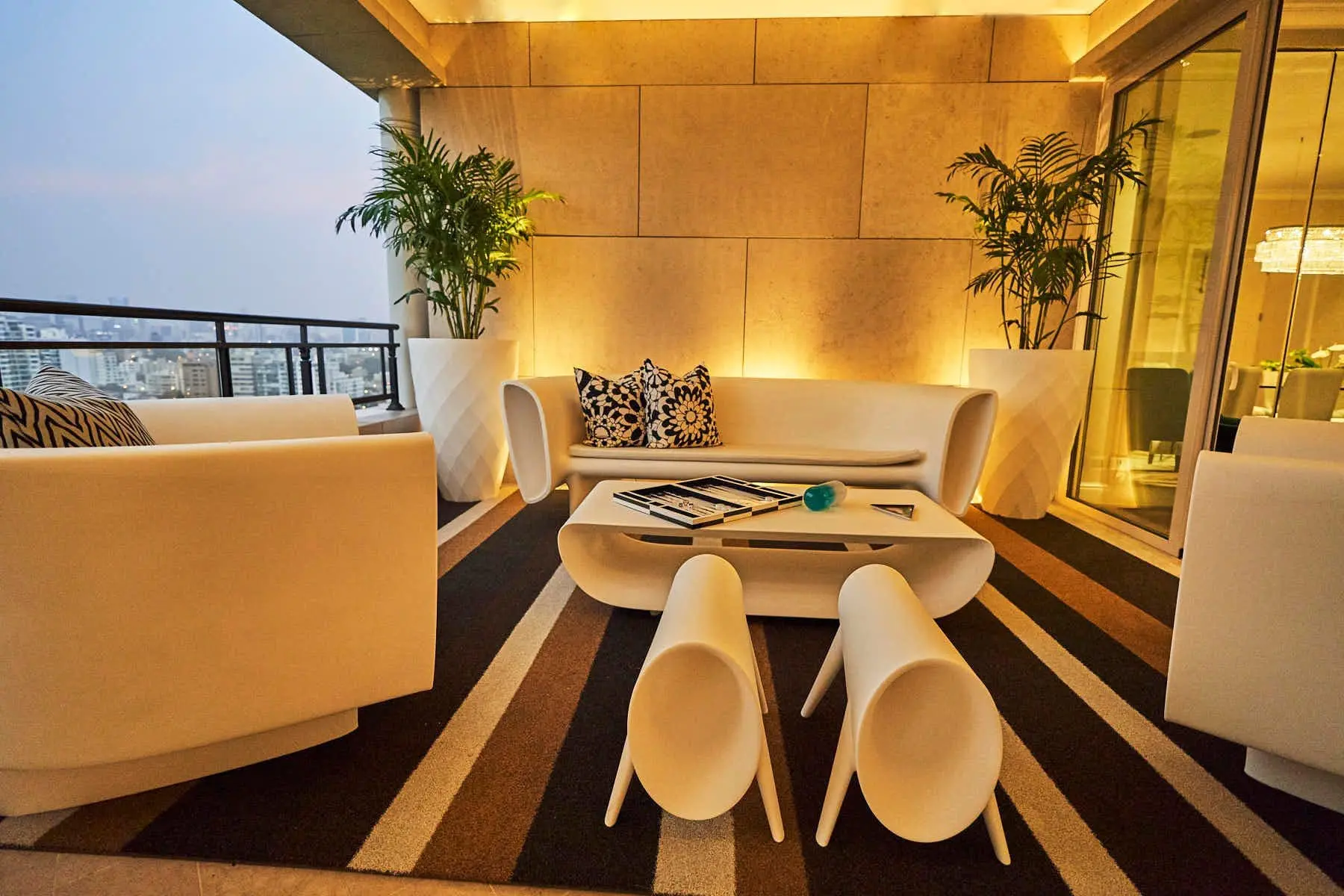 Interior design with Vondom's furniture sofa Bum Bum and lamp Vases