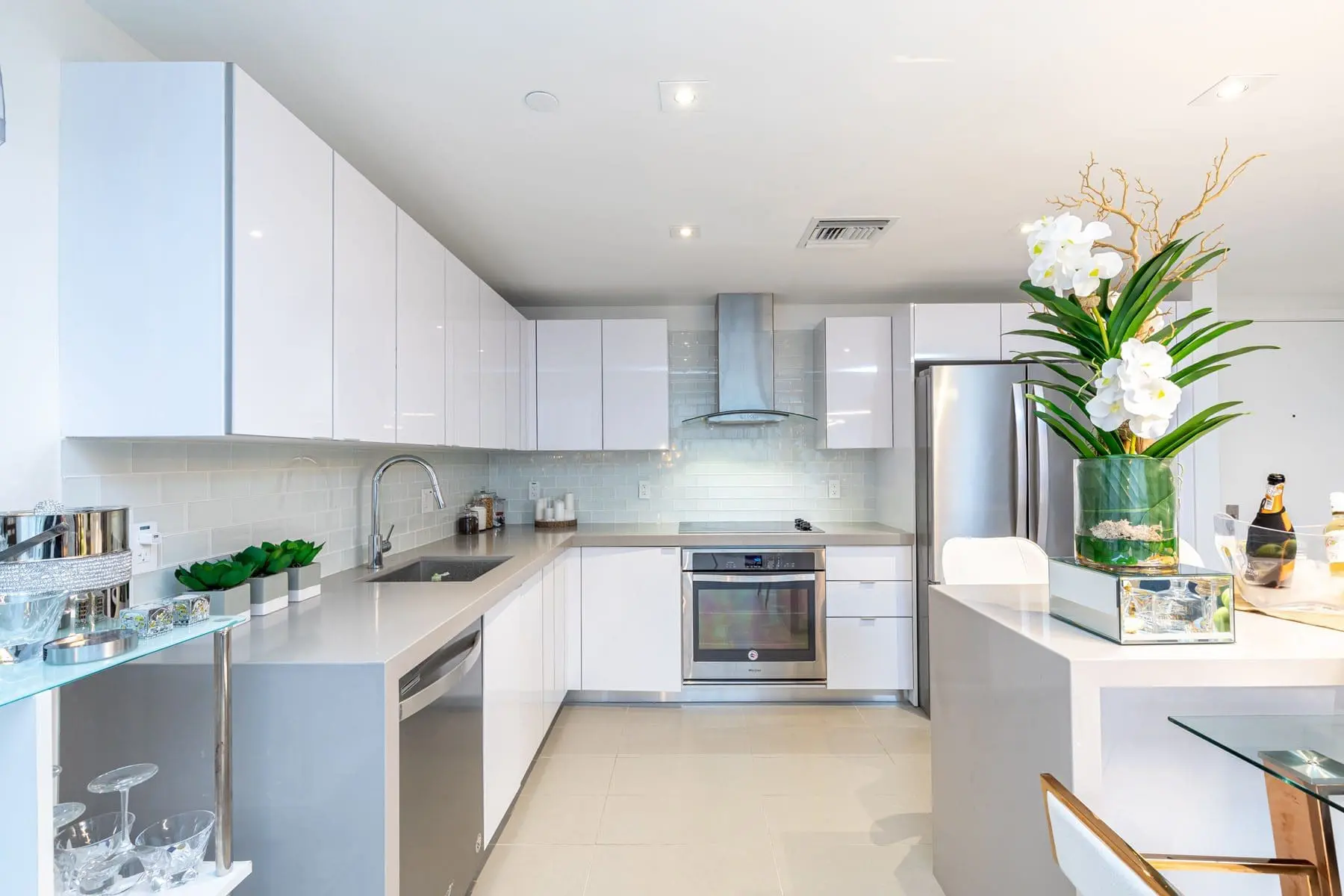 Apartment Canvas Project | Vondom