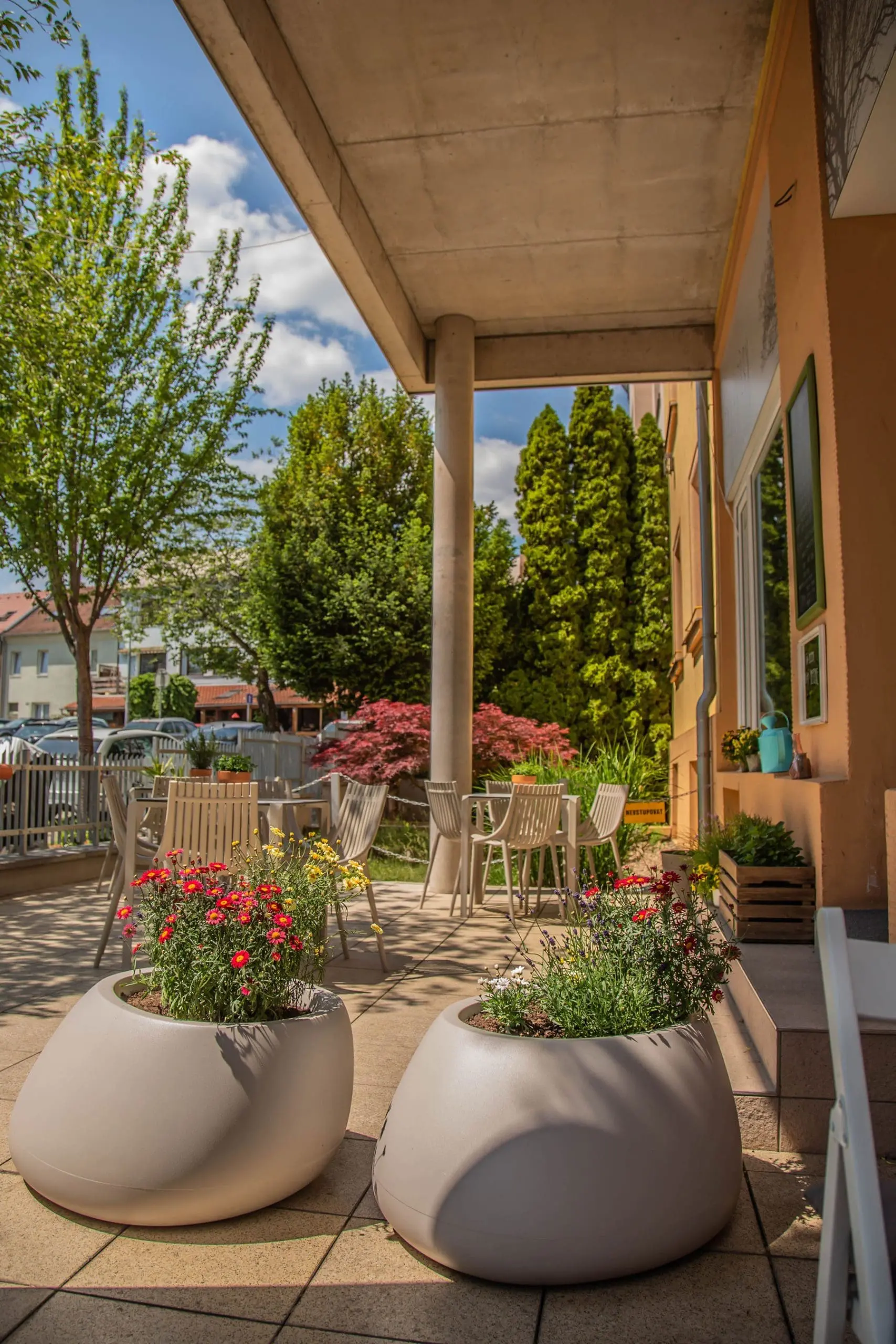 Krátky Kafe Project | Terrace Furniture | Vondom