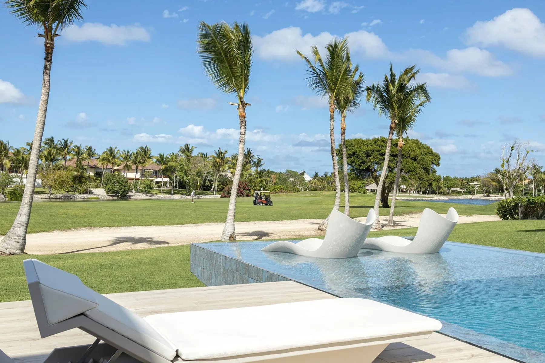 House furniture Rest and Surf sun lounger by Vondom