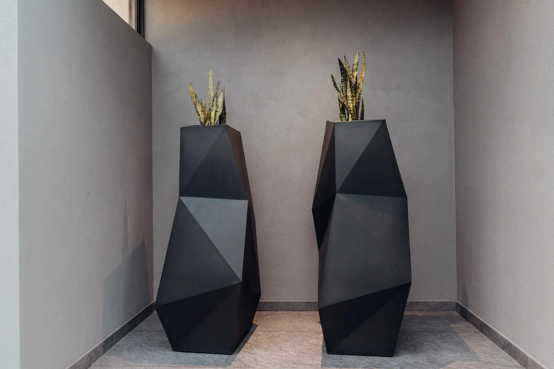 Palomar House Project | Furniture and Flower Pots | Vondom